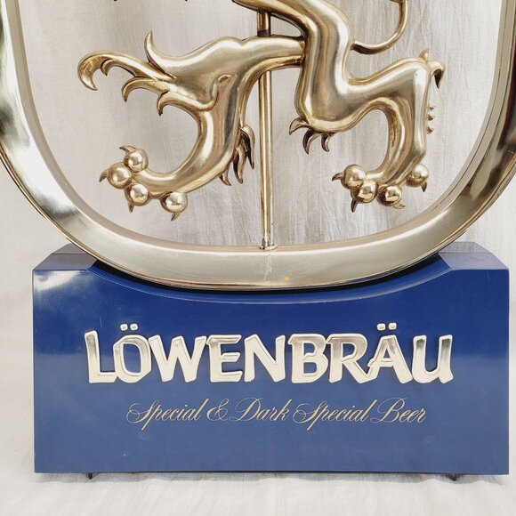 Vintage Lowenbrau 3D lighted Beer Sign WORKS GREAT READ!! Minor Cosmetic Issues - Picture 10 of 11